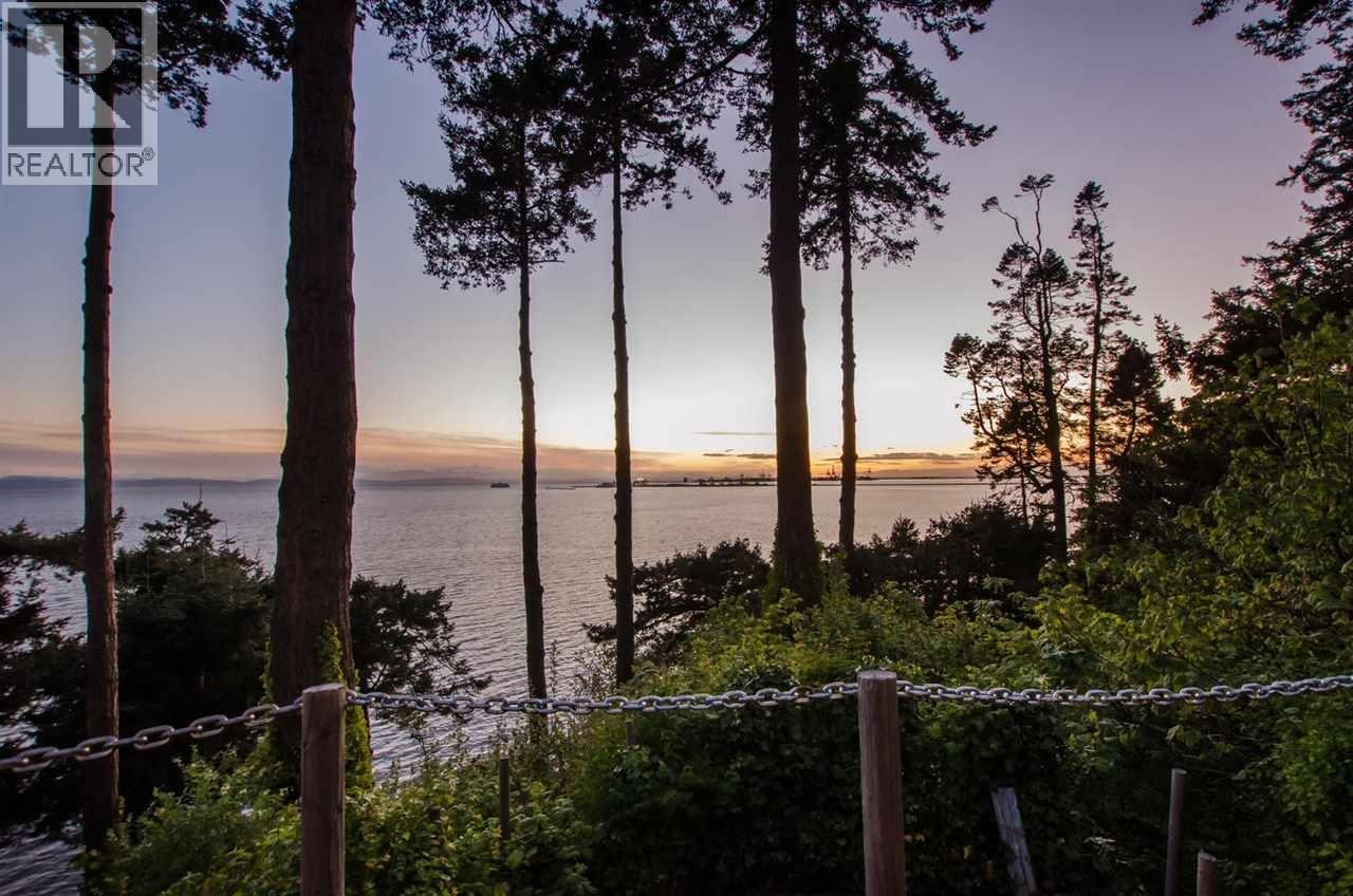 20 TSAWWASSEN BEACH Road, Delta