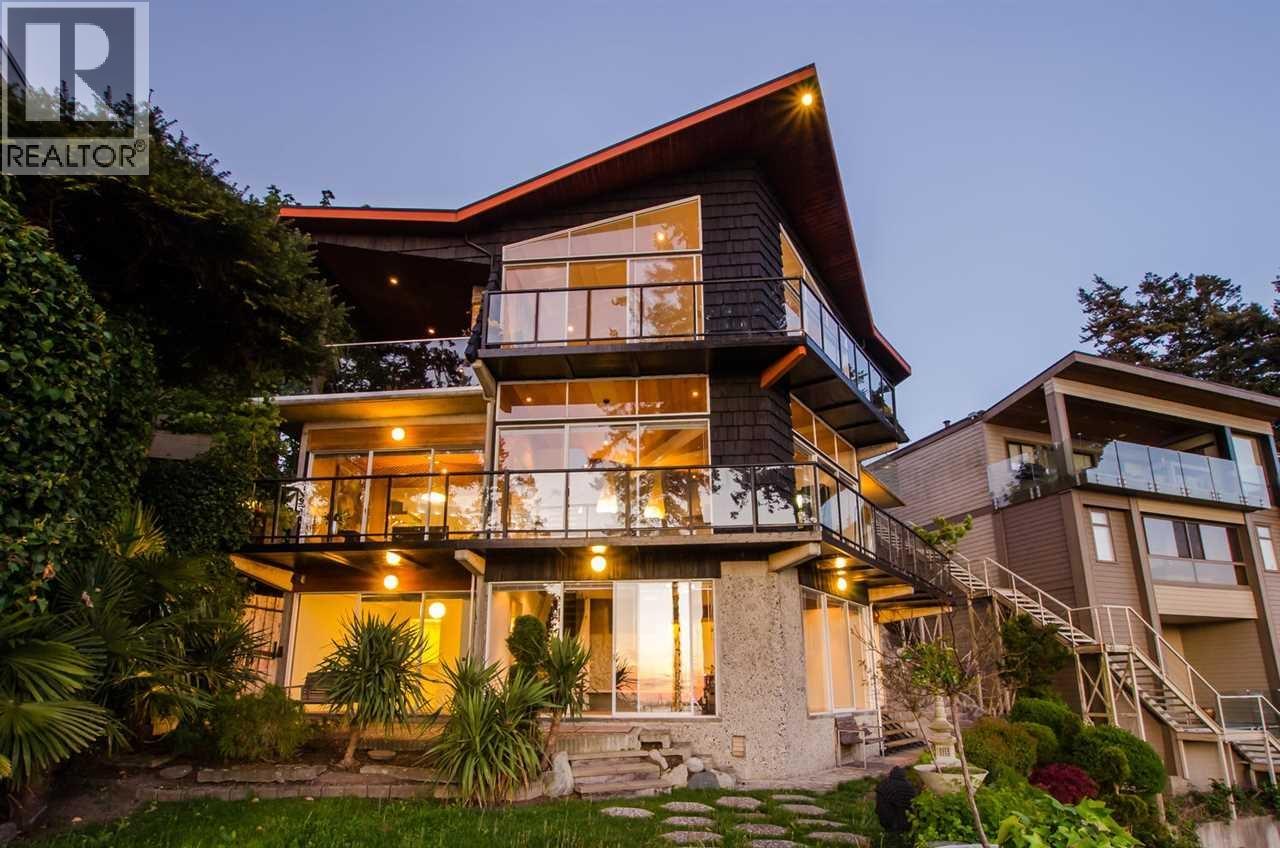 20 TSAWWASSEN BEACH Road, Delta