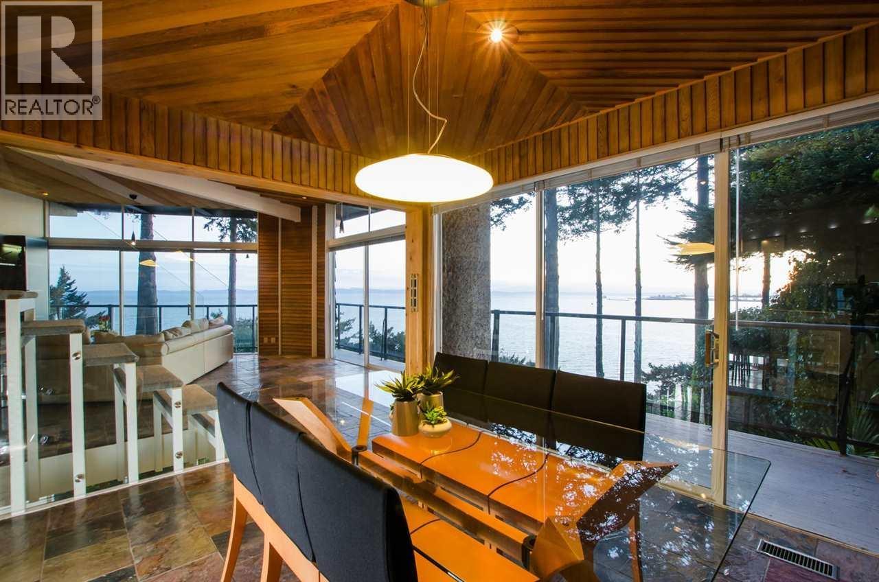 20 TSAWWASSEN BEACH Road, Delta