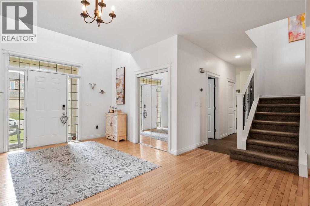 Single Family House for Sale in  Sherwood Circle NW Sherwood Calgary 