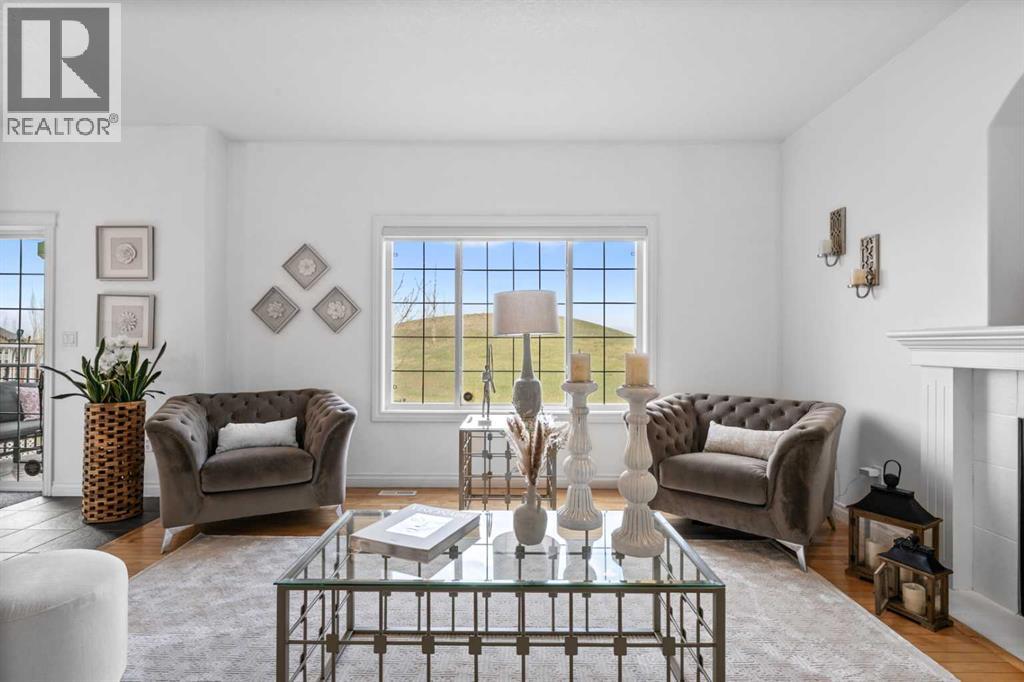 Single Family House for Sale in  Sherwood Circle NW Sherwood Calgary 