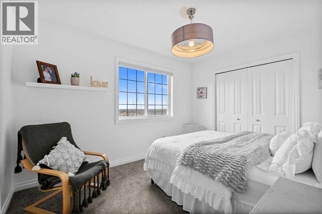 Single Family House for Sale in  Sherwood Circle NW Sherwood Calgary 