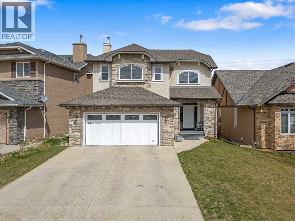 Single Family House for Sale in  Sherwood Circle NW Sherwood Calgary 