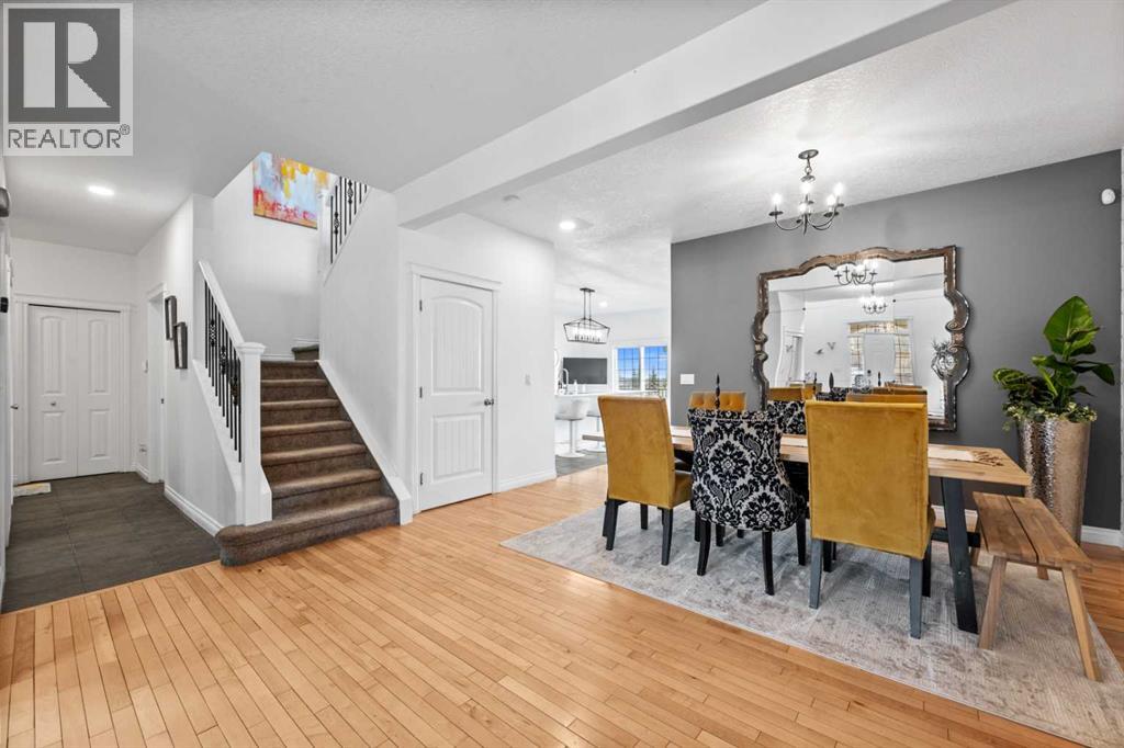 Single Family House for Sale in  Sherwood Circle NW Sherwood Calgary 