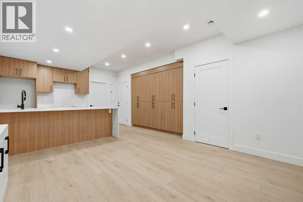 Single Family House for Sale in   Avenue SW Richmond Calgary 