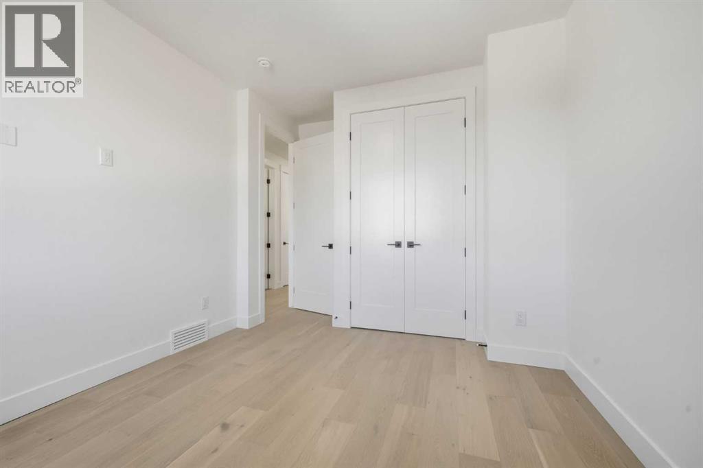 Single Family House for Sale in   Avenue SW Richmond Calgary 