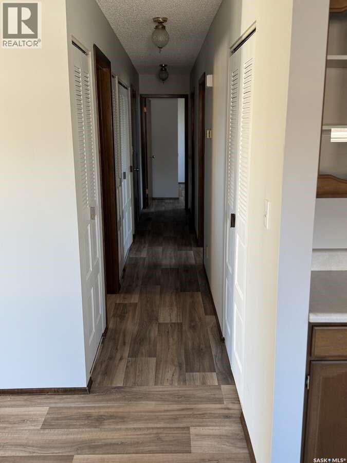 58 STEWART CRESCENT - 10
