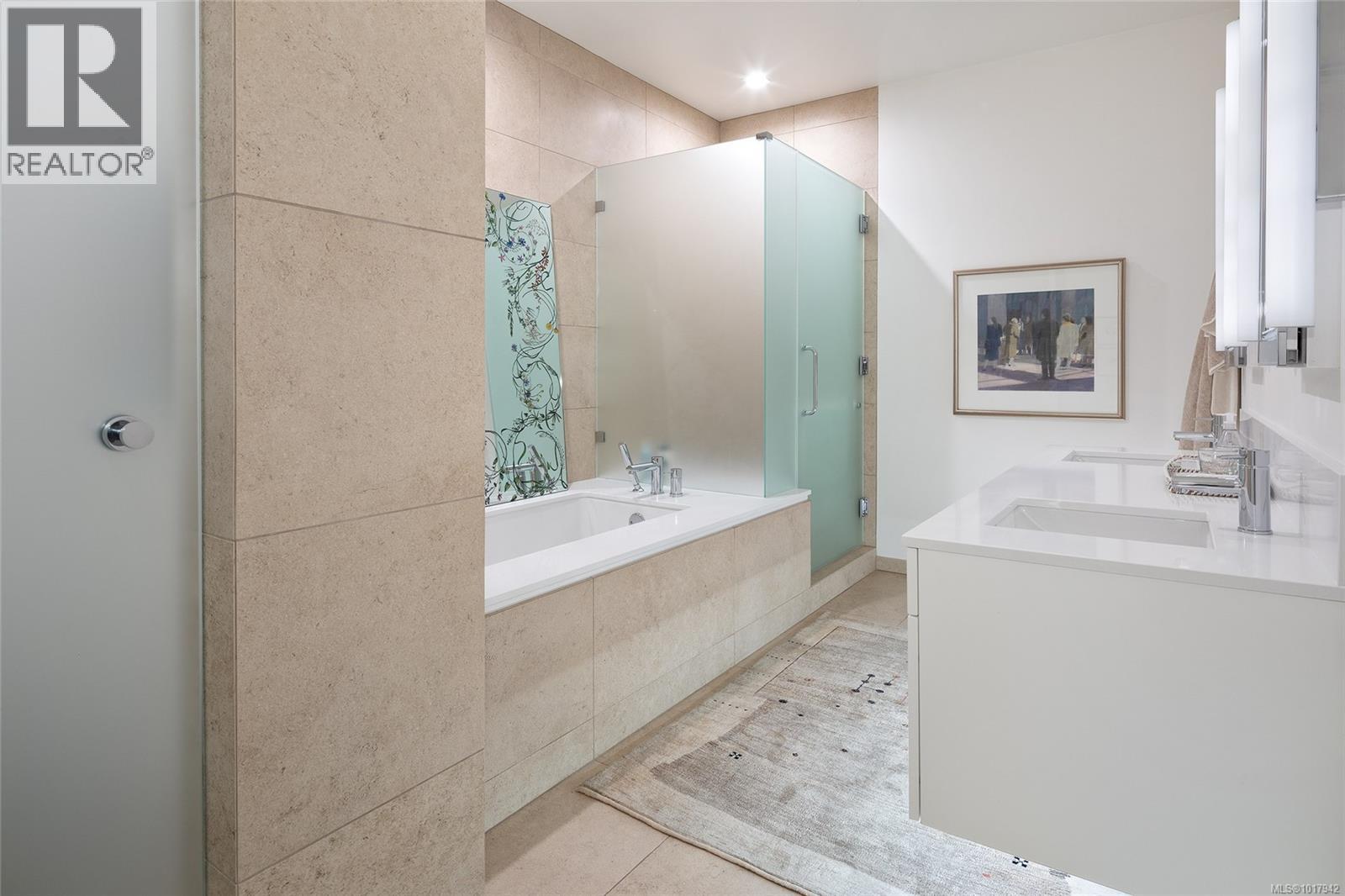 909/910 100 Saghalie Rd, Victoria