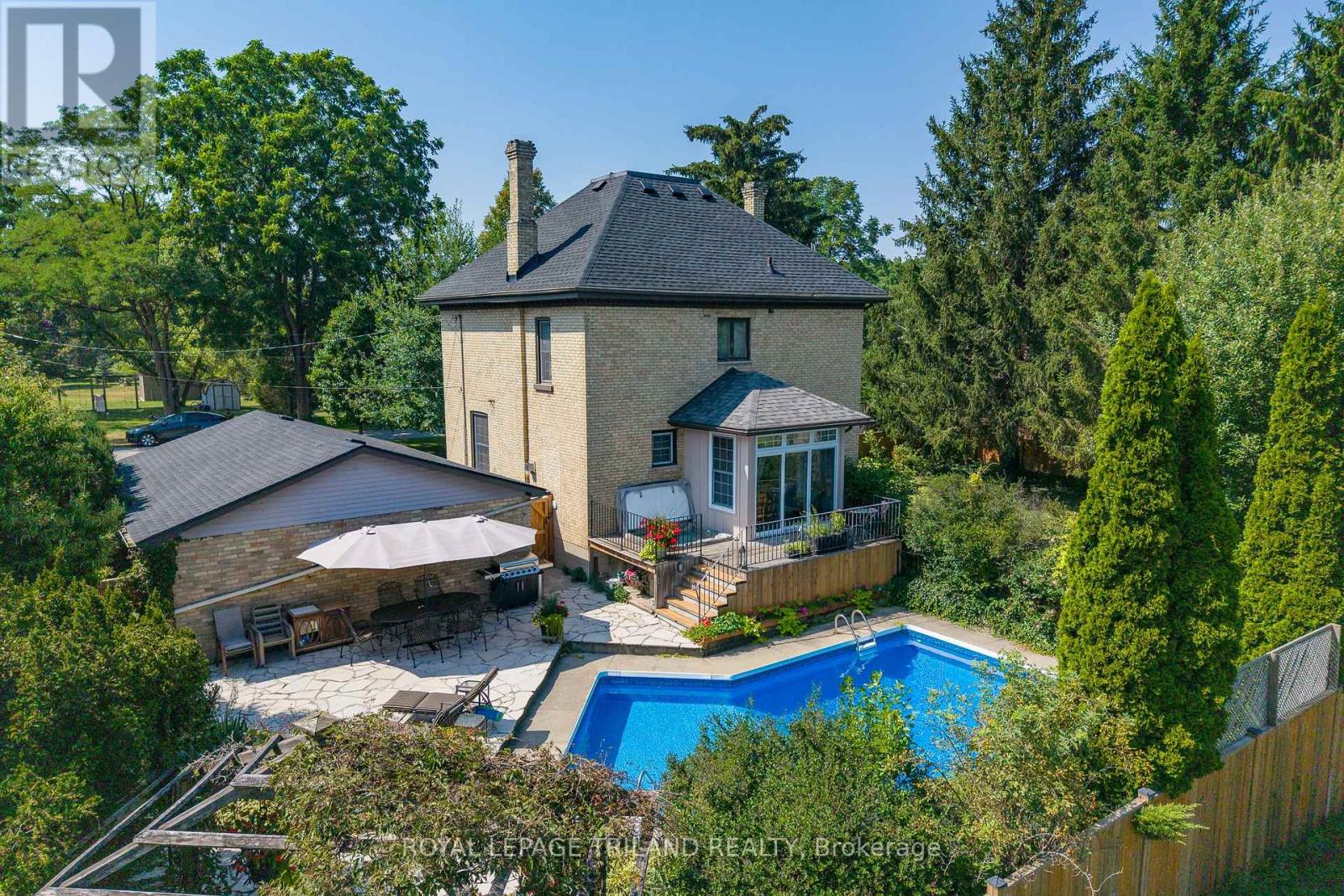 264 GEORGE STREET, North Middlesex (Parkhill), Ontario