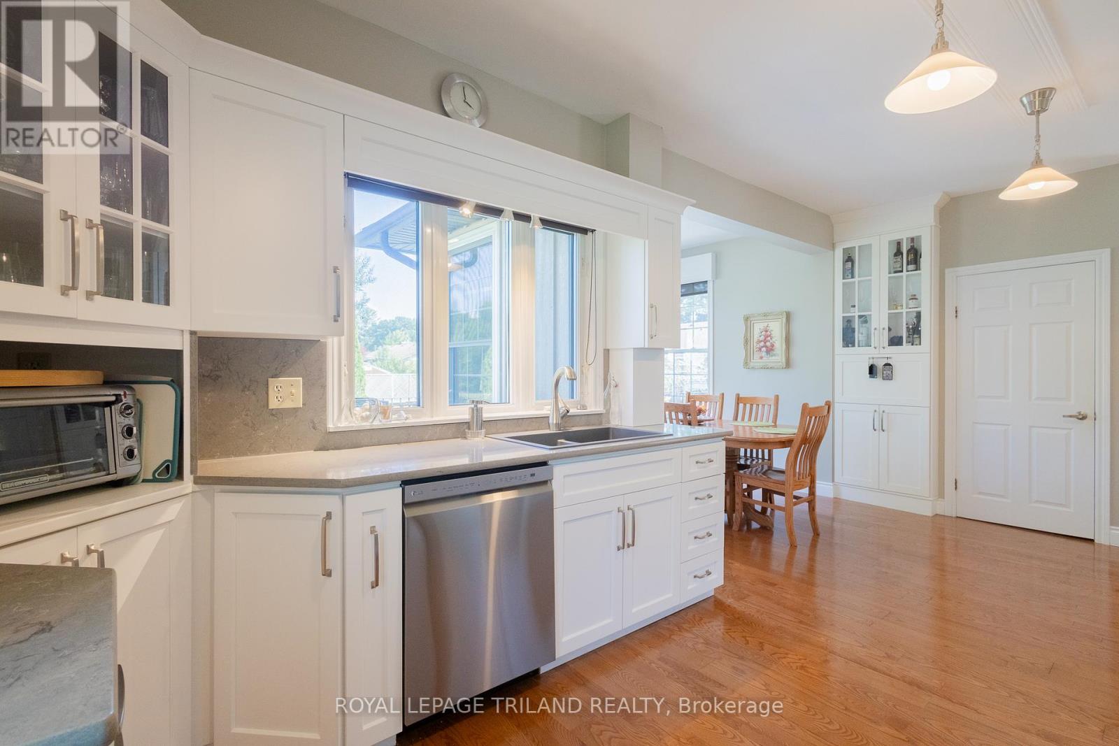 Single Family House for Sale in  GEORGE STREET North Middlesex (Parkhill) 