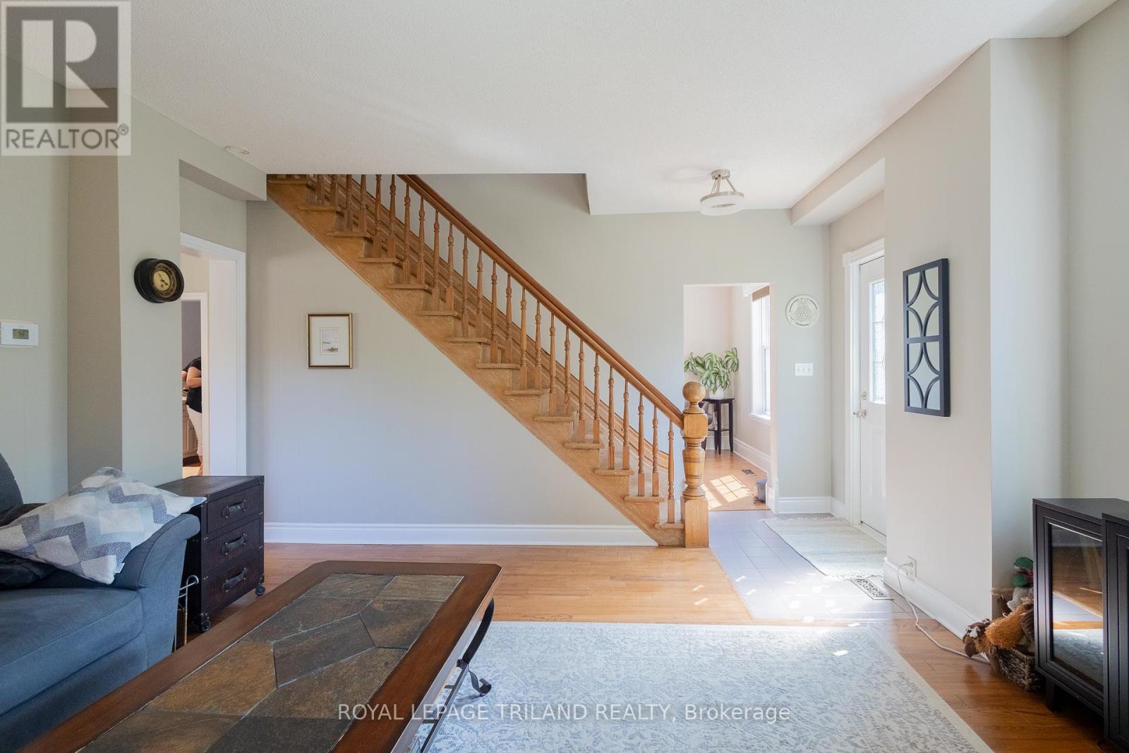 Single Family House for Sale in  GEORGE STREET North Middlesex (Parkhill) 