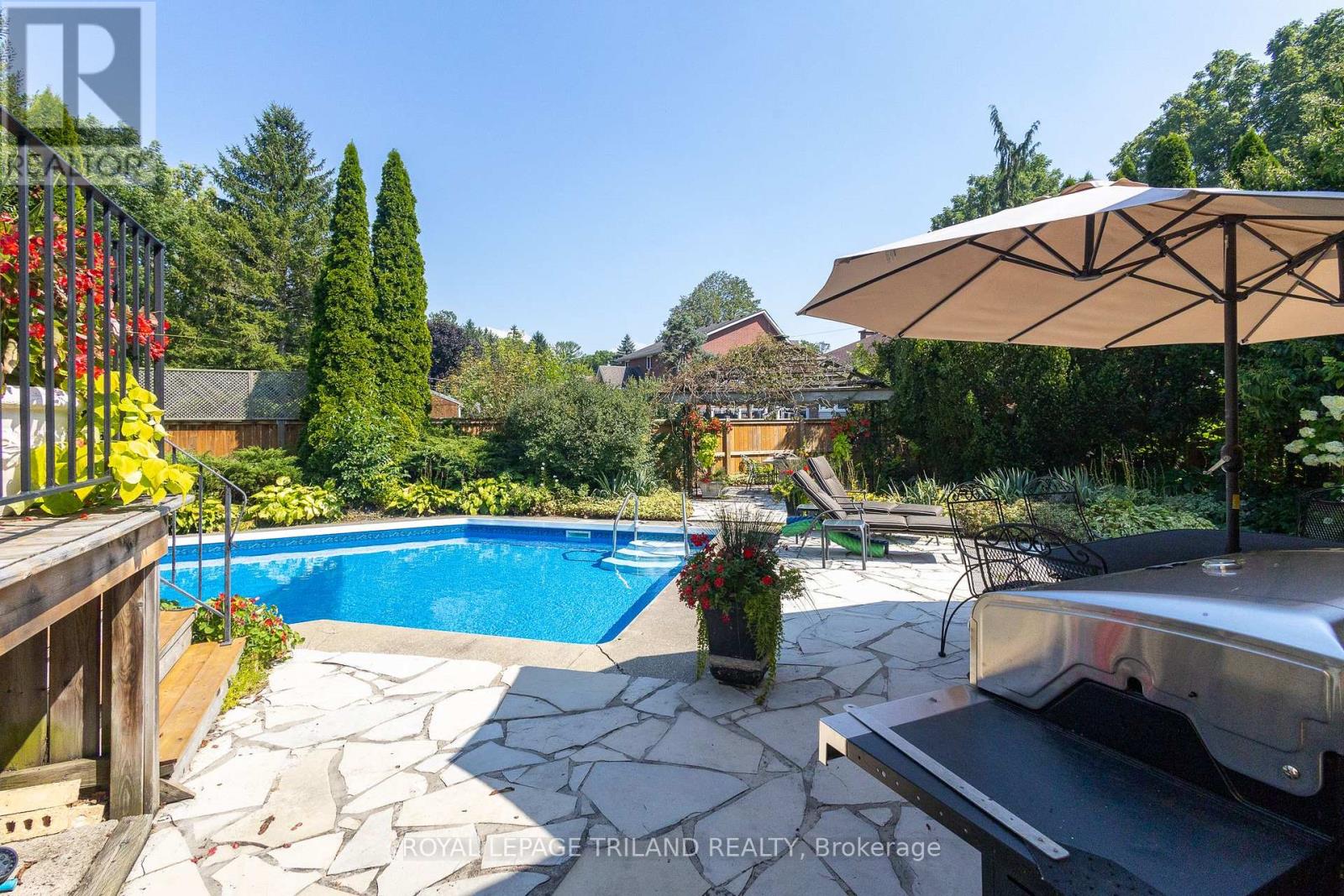 Single Family House for Sale in  GEORGE STREET North Middlesex (Parkhill) 