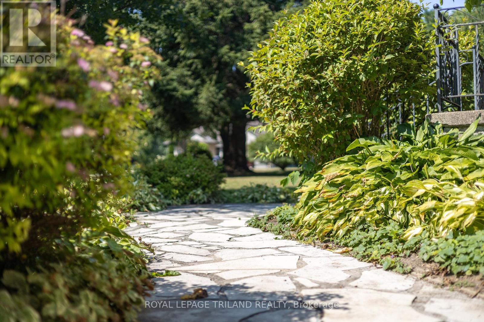 Single Family House for Sale in  GEORGE STREET North Middlesex (Parkhill) 