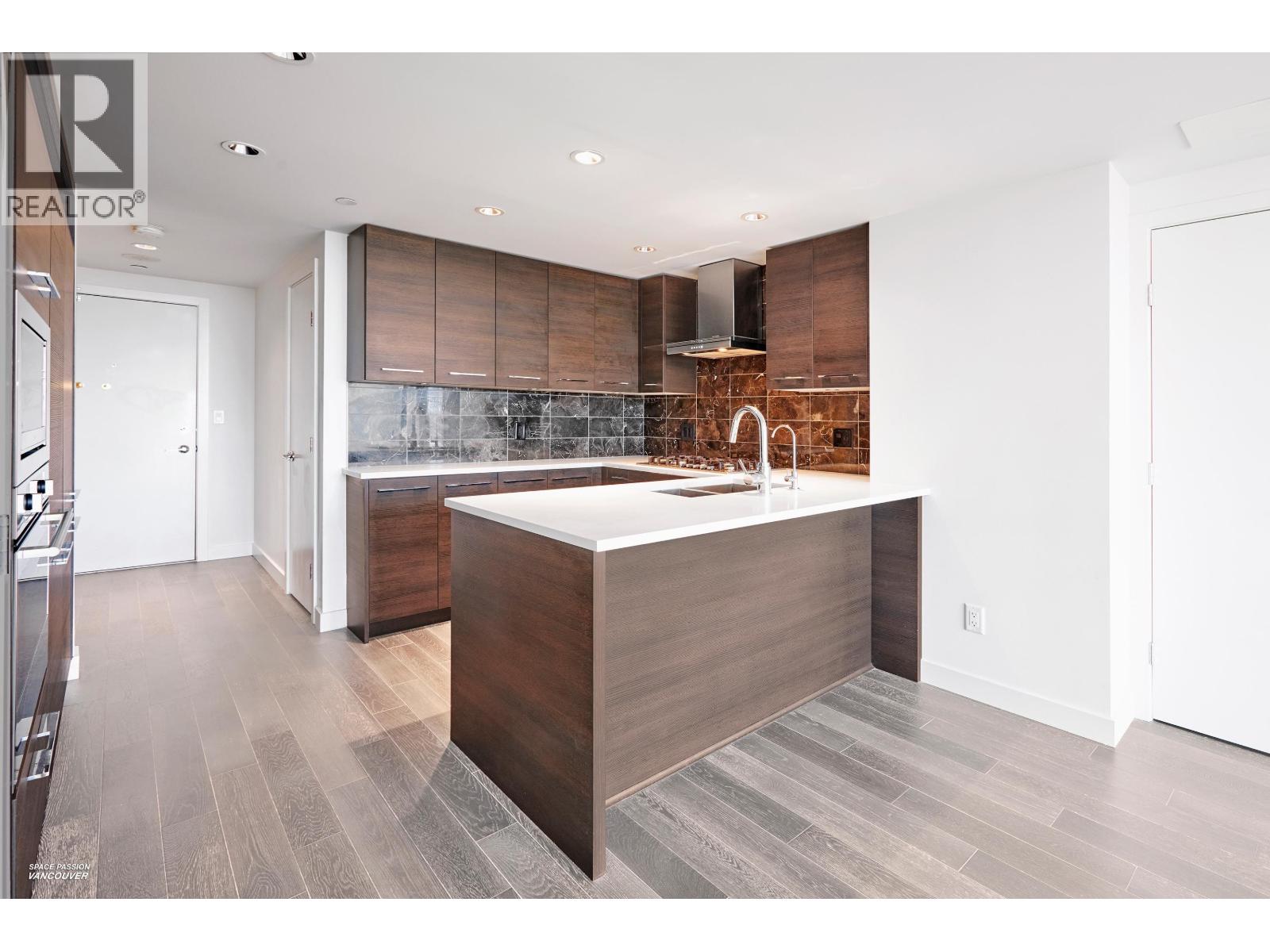 1706 7488 LANSDOWNE ROAD, Richmond