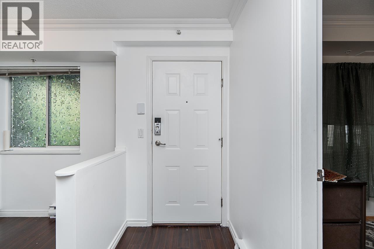 328 528 ROCHESTER AVENUE, Coquitlam