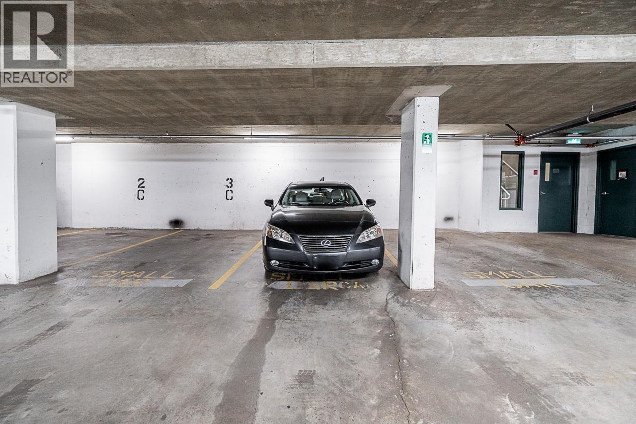 328 528 ROCHESTER AVENUE, Coquitlam