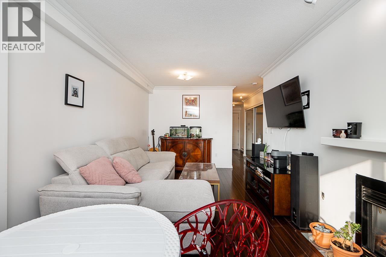 328 528 ROCHESTER AVENUE, Coquitlam