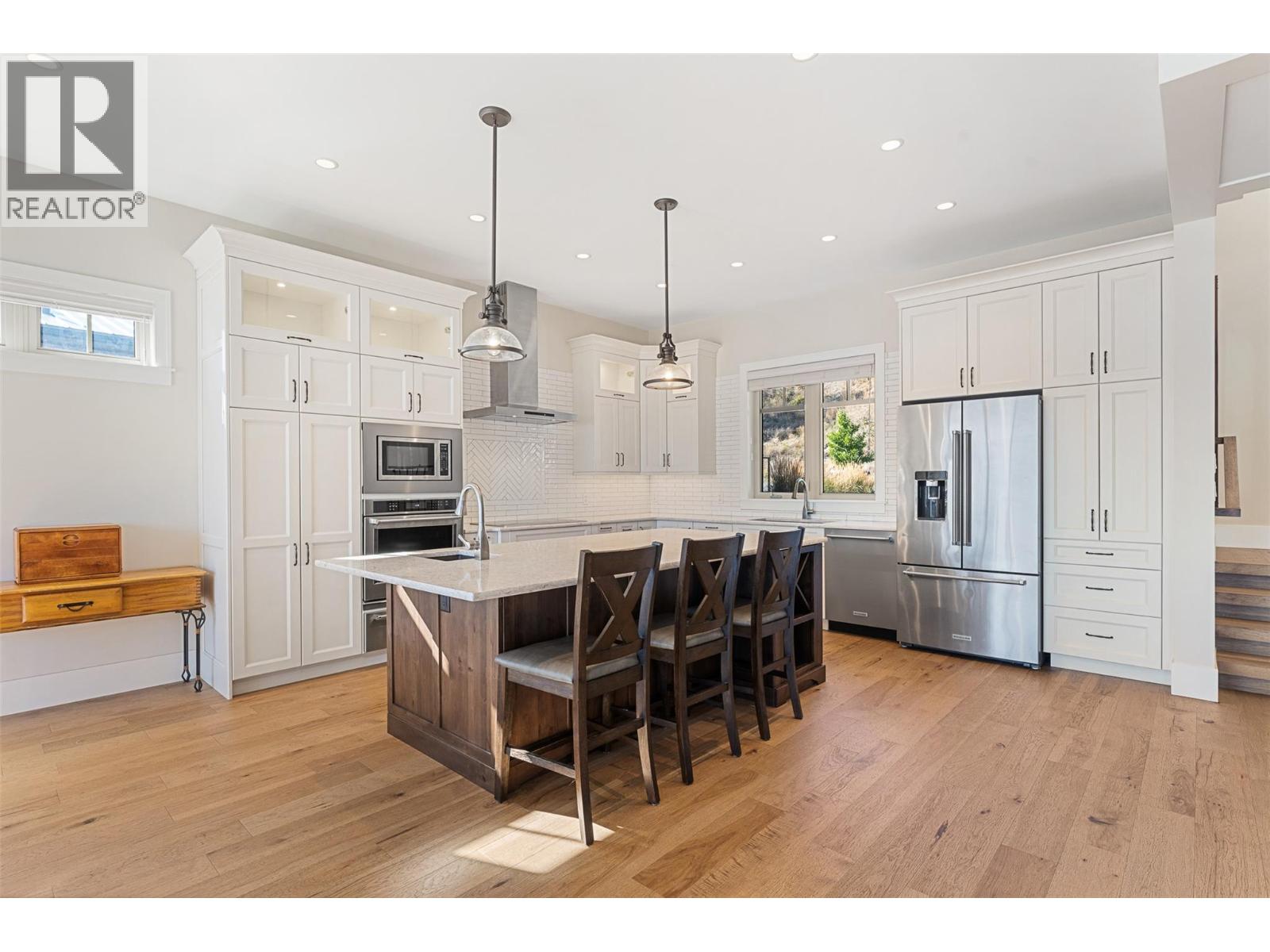  2329 Westside Place, Kelowna