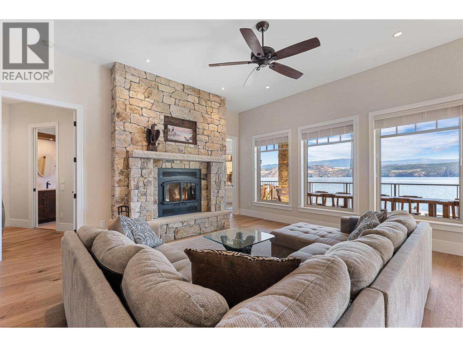  2329 Westside Place, Kelowna