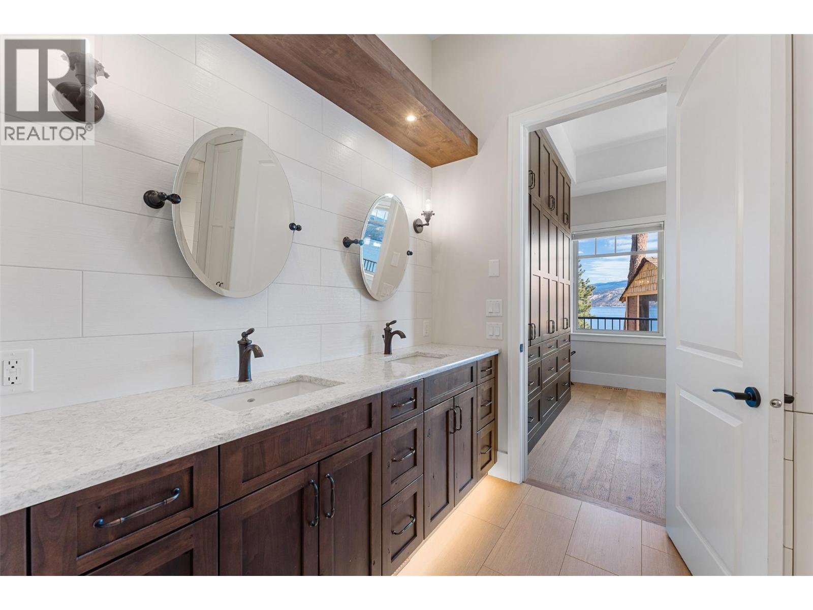  2329 Westside Place, Kelowna