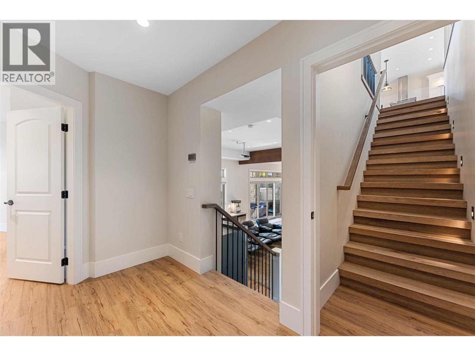  2329 Westside Place, Kelowna