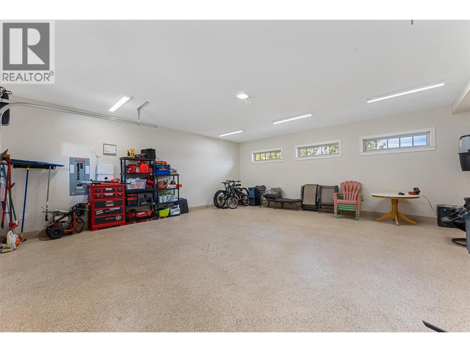  2329 Westside Place, Kelowna