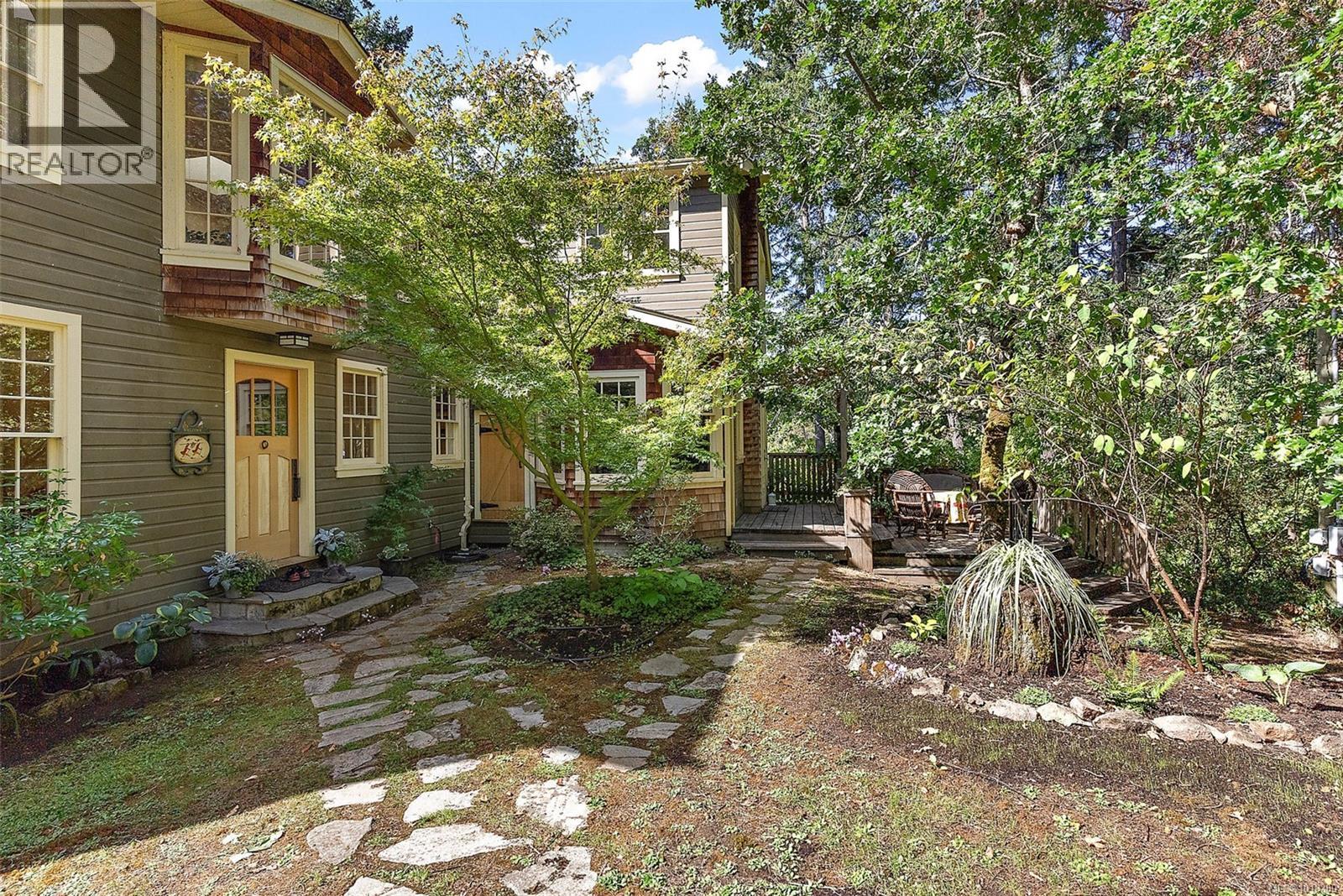 800 Bardsey Lane, Central Saanich