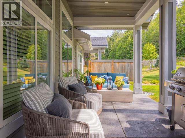 4048 SATURNA AVE, Powell River