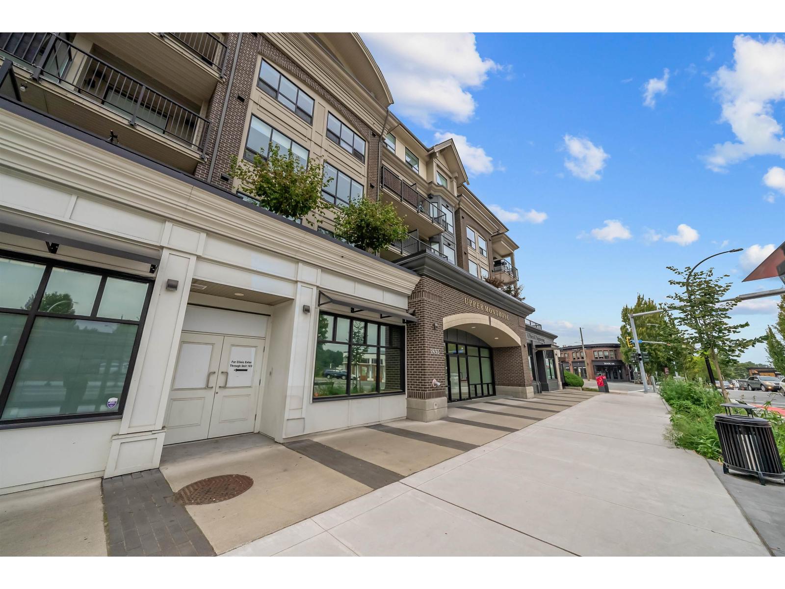 318 2493 MONTROSE AVENUE, Abbotsford