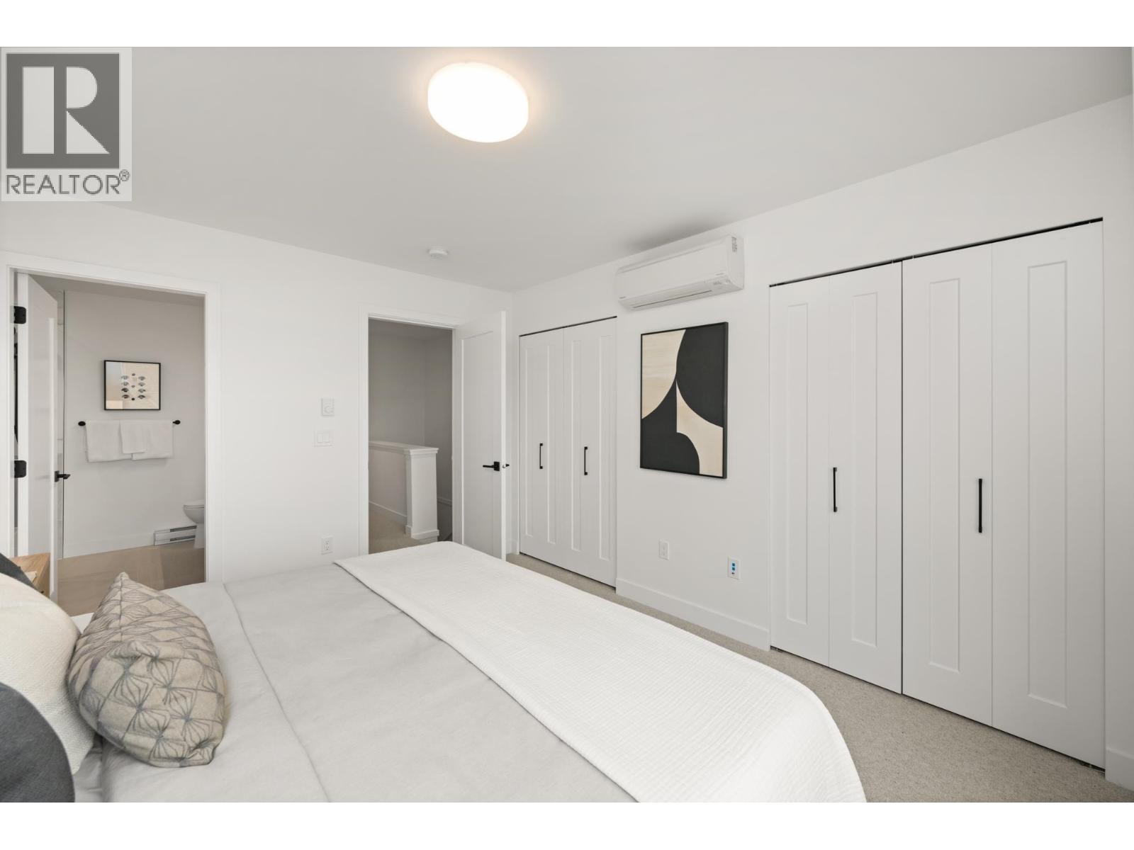 110 3421 QUEENSTON AVENUE, Coquitlam