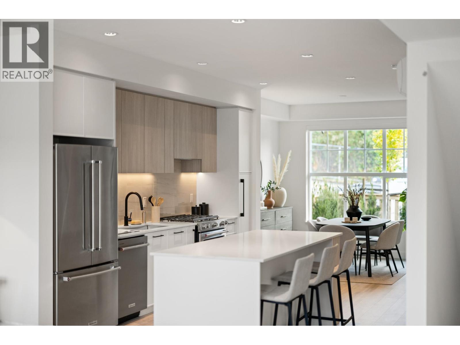 110 3421 QUEENSTON AVENUE, Coquitlam