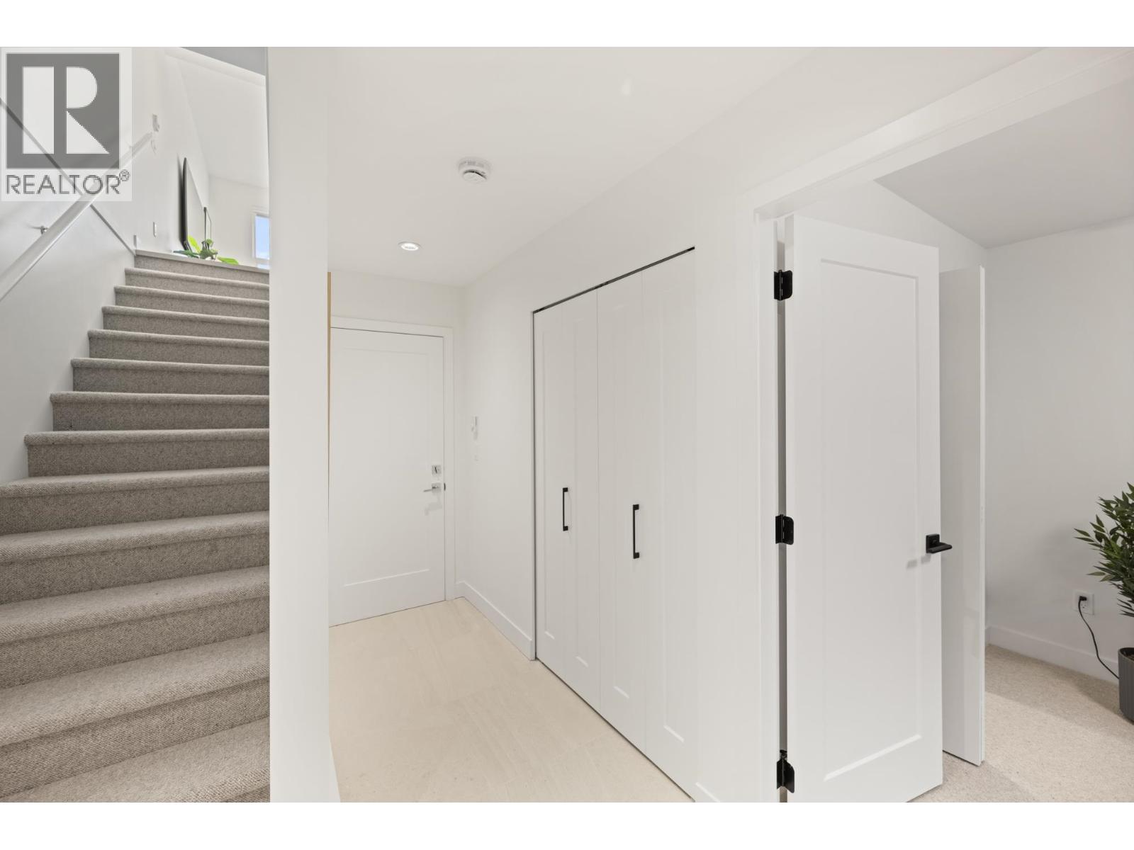 110 3421 QUEENSTON AVENUE, Coquitlam