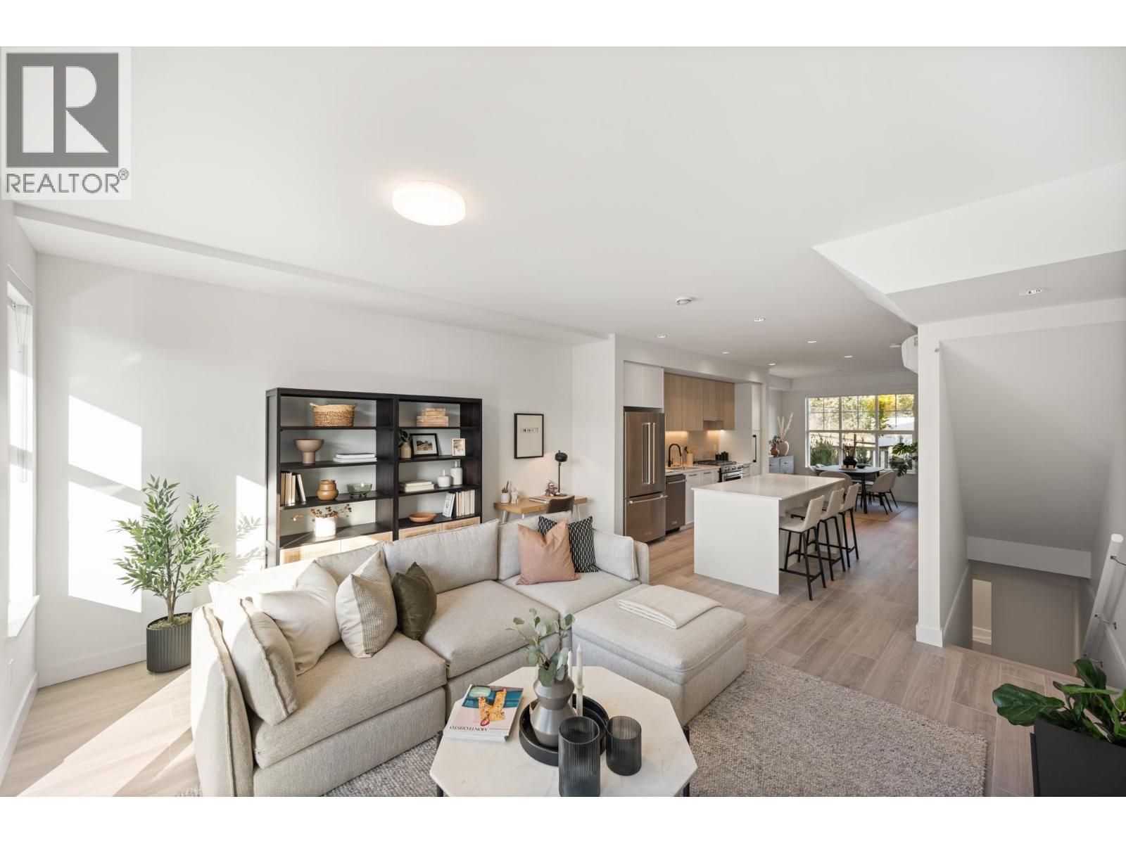 110 3421 QUEENSTON AVENUE, Coquitlam