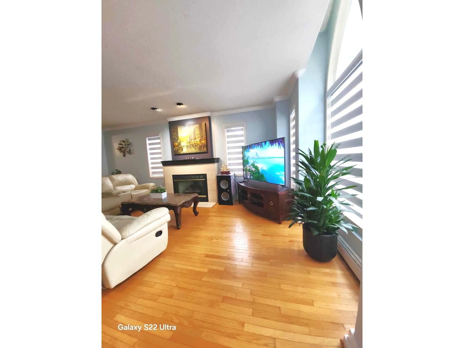 8222 144 STREET, Surrey