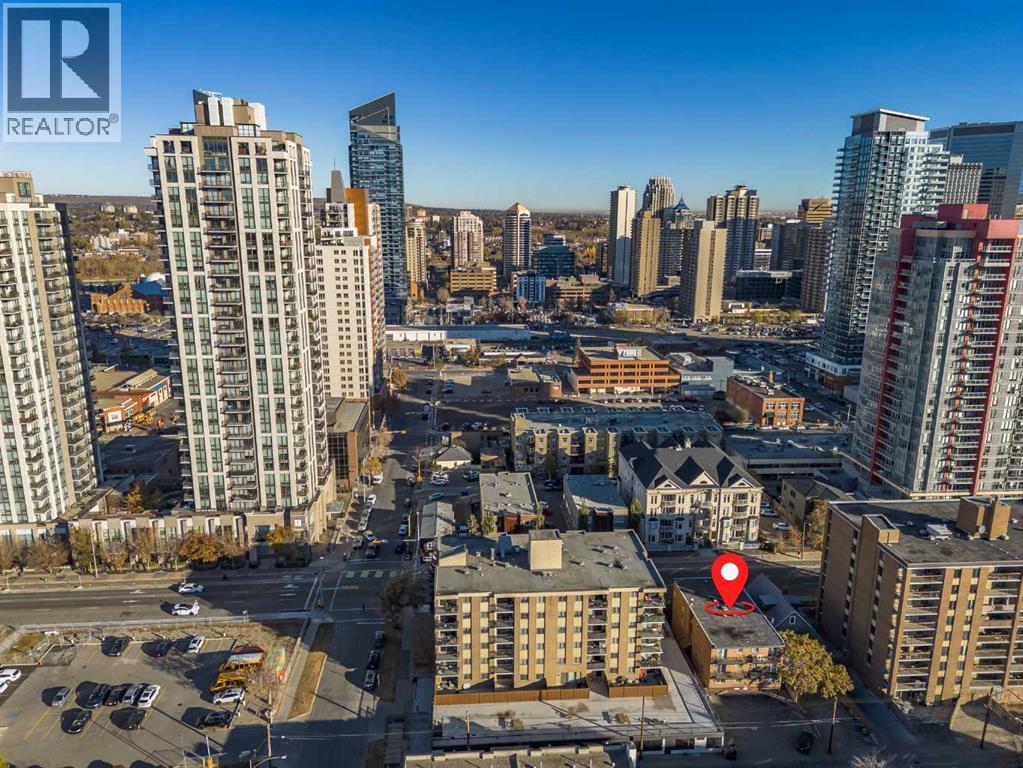 Single Family House for Sale in    Avenue SW Beltline Calgary 