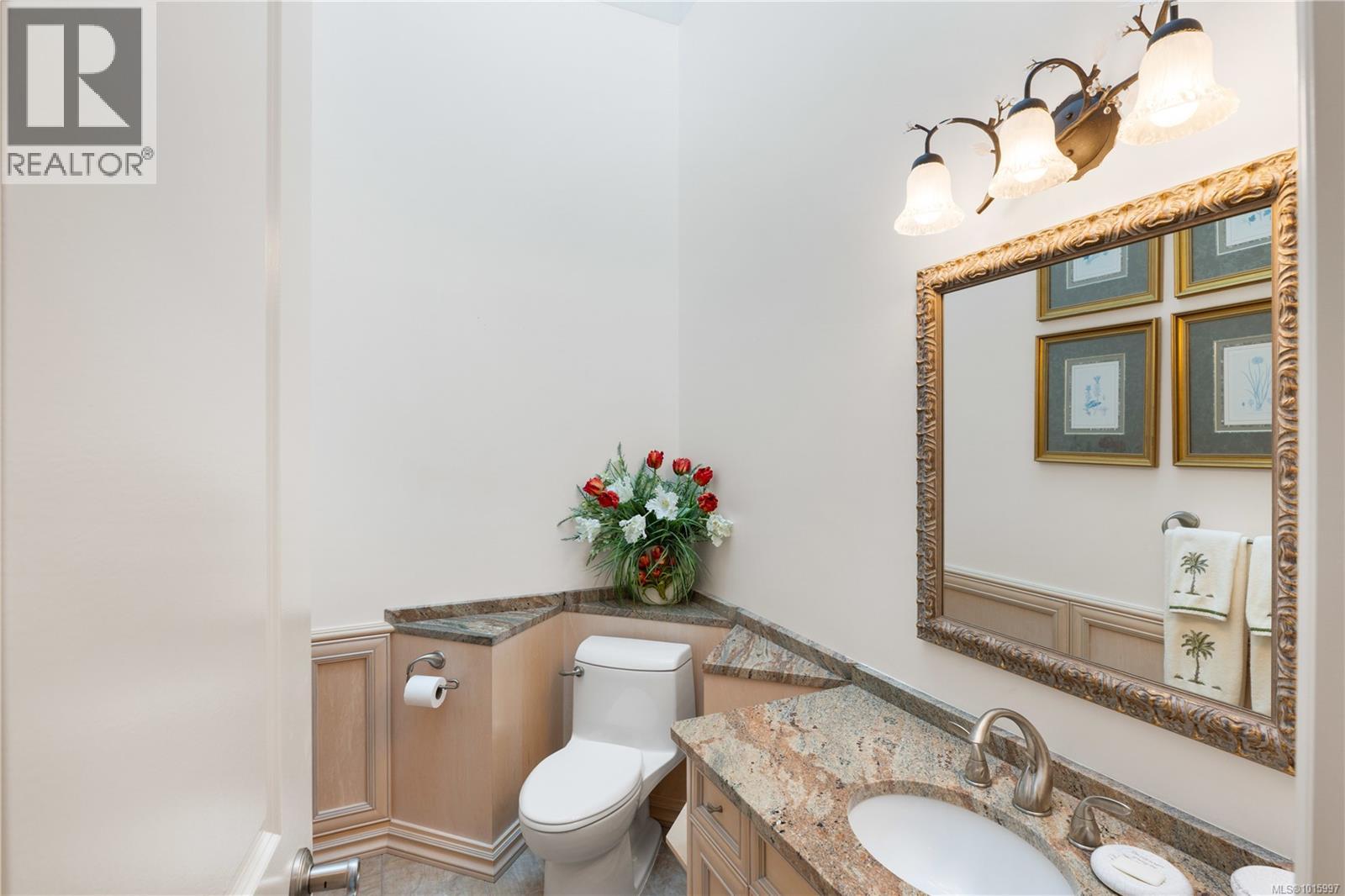 3721 Arbutus Ridge, Saanich