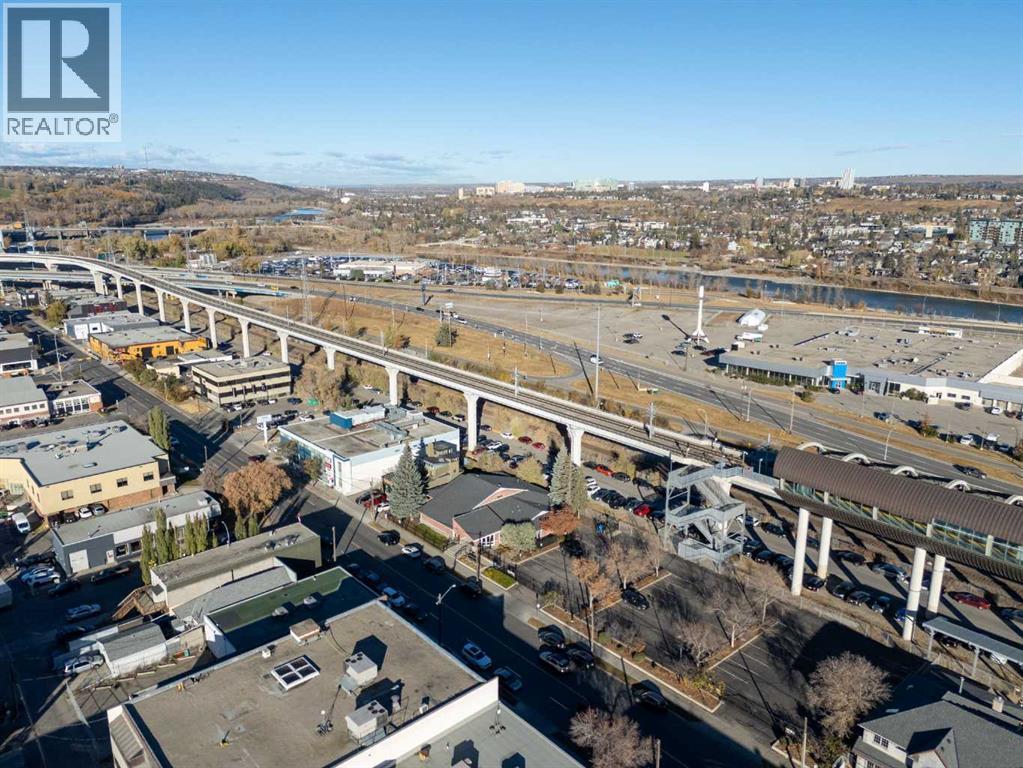 Office for Sale in   Avenue SW Sunalta Calgary 