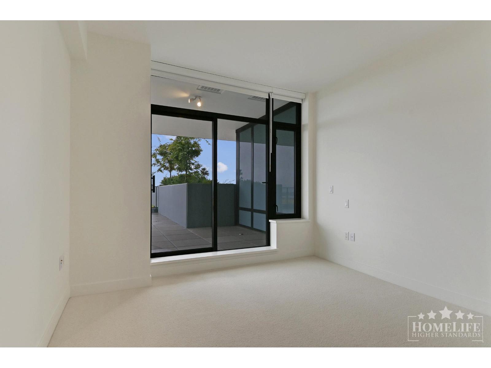 1302 1588 JOHNSTON ROAD, White Rock