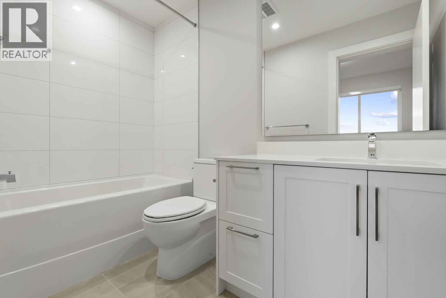 202 1930 STARLING DRIVE, Tsawwassen