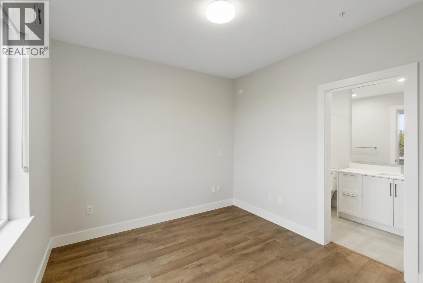 202 1930 STARLING DRIVE, Tsawwassen