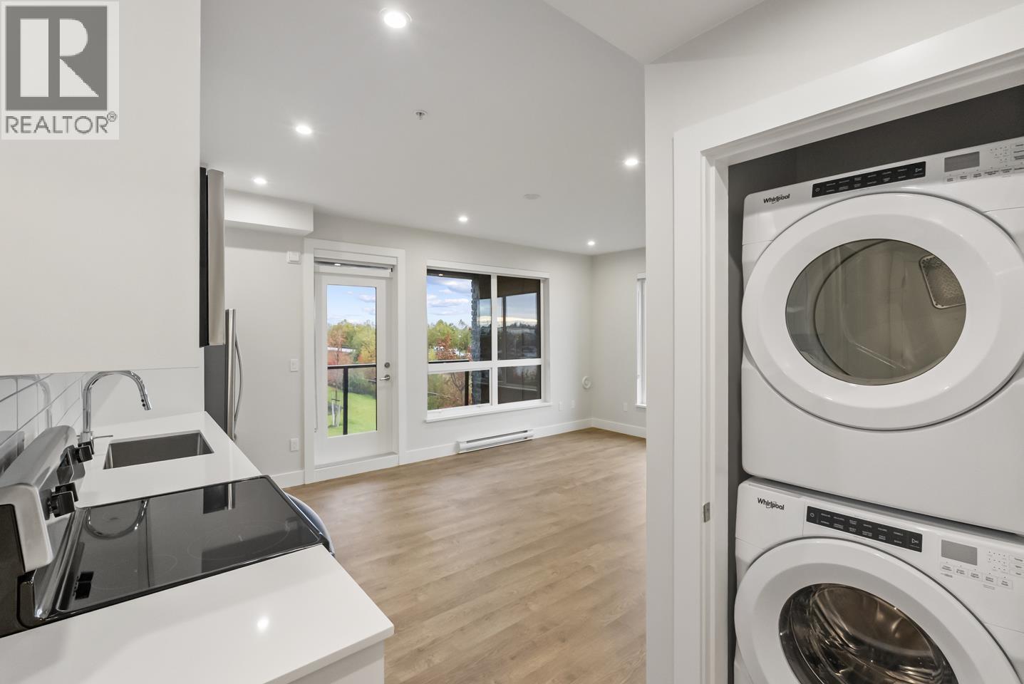 202 1930 STARLING DRIVE, Tsawwassen