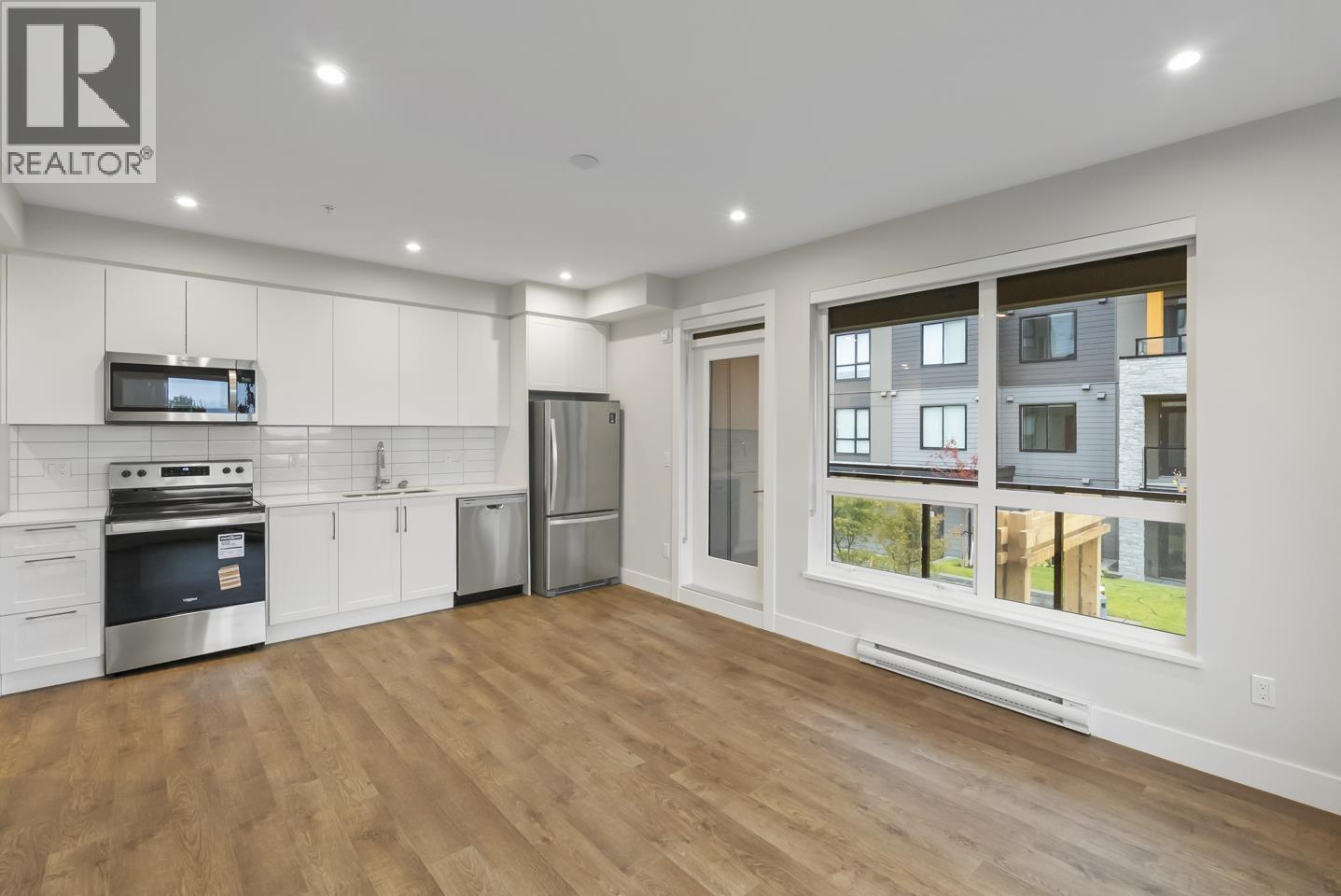 202 1930 STARLING DRIVE, Tsawwassen