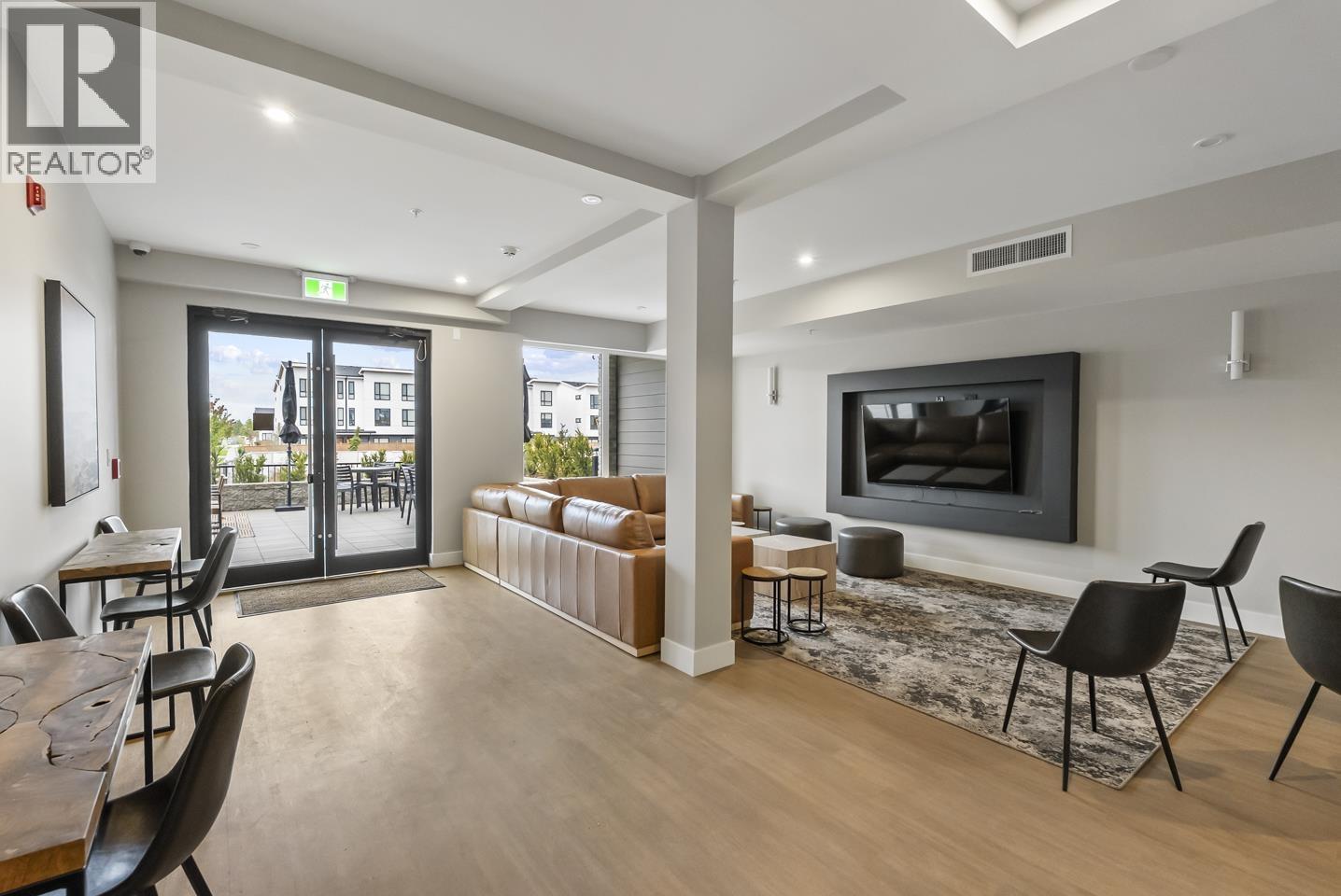 202 1930 STARLING DRIVE, Tsawwassen