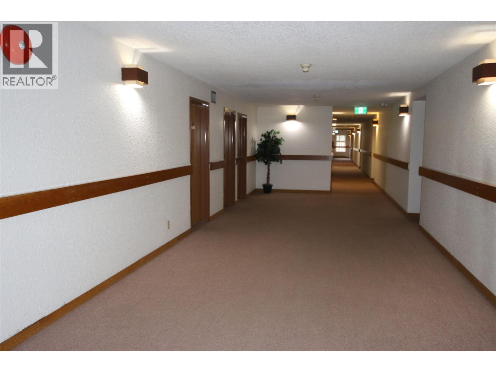 195 CHAMBERLAIN Crescent Unit# 206, Tumbler Ridge