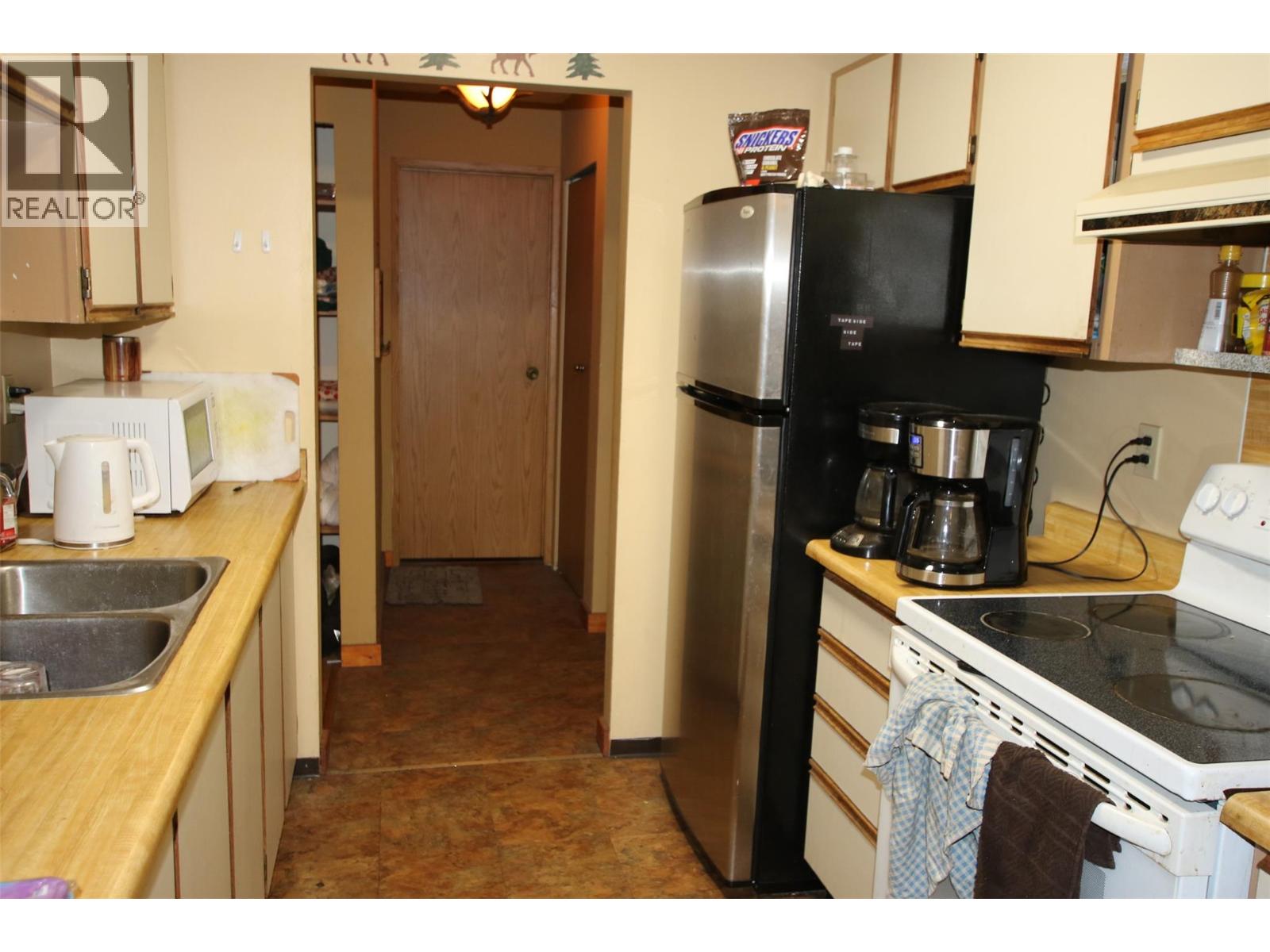 195 CHAMBERLAIN Crescent Unit# 206, Tumbler Ridge