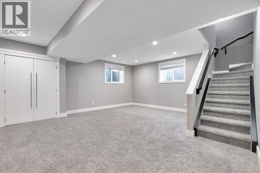 Single Family House for Sale in    Avenue NE Crescent Heights Calgary 