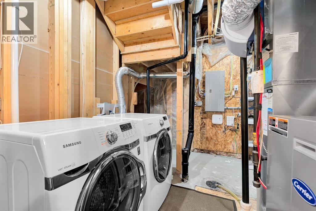 Single Family House for Sale in    Avenue NE Crescent Heights Calgary 