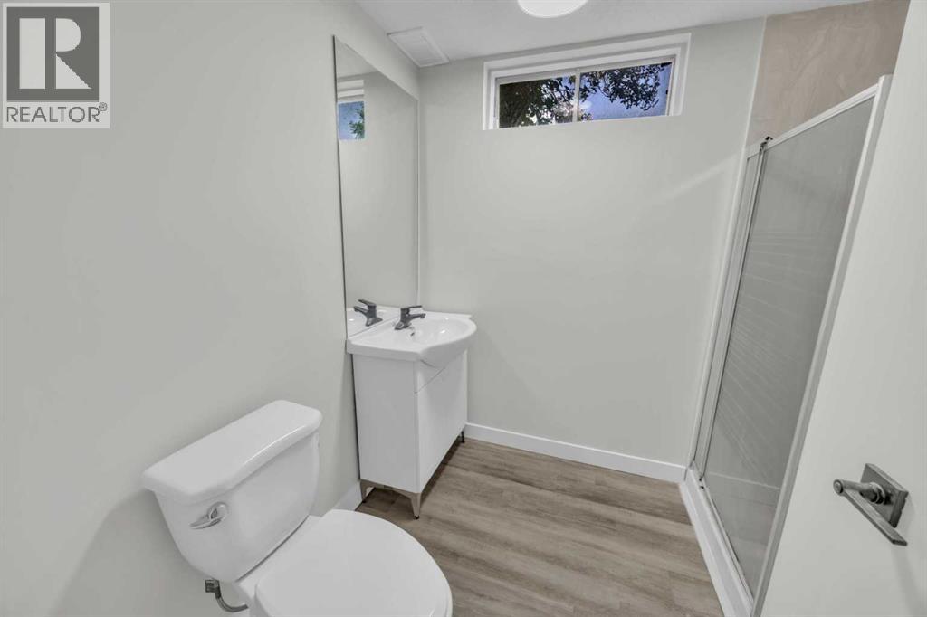 Single Family House Bungalow for Sale in  Templeridge Close NE Temple Calgary 