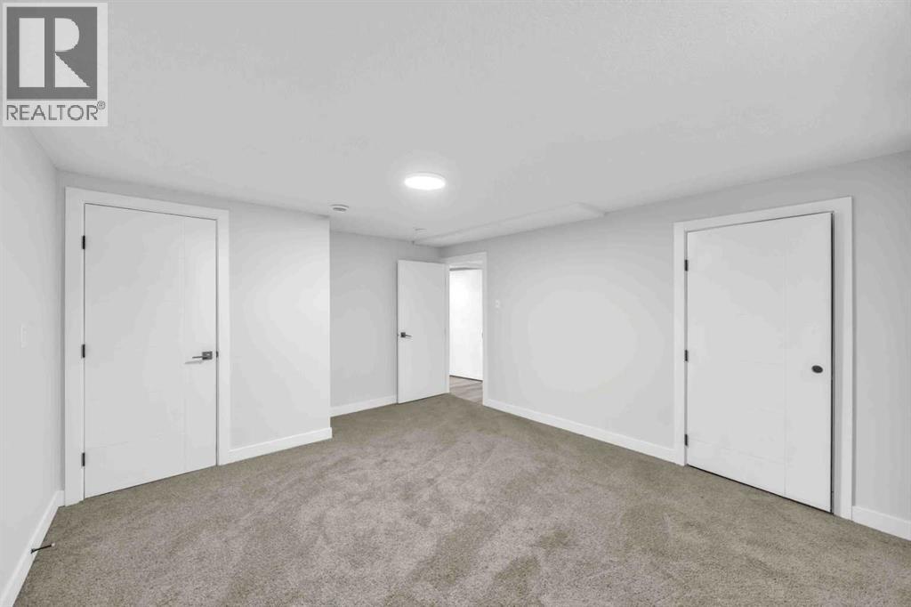 Single Family House Bungalow for Sale in  Templeridge Close NE Temple Calgary 