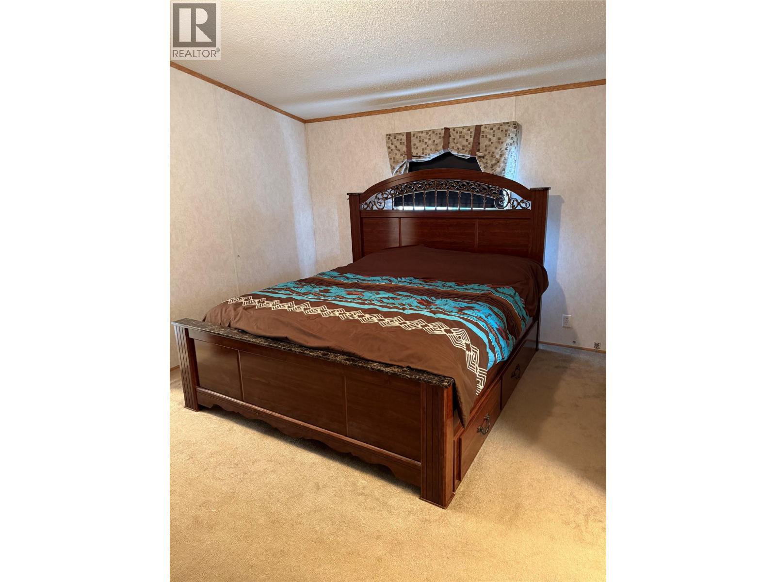 155 PINEWOOD CRESCENT - 11